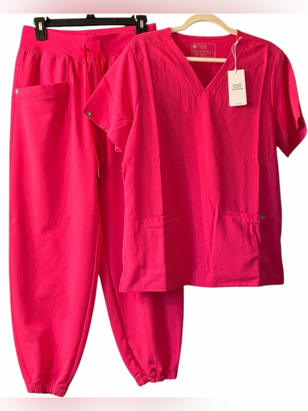 Figs SET Shocking Pink